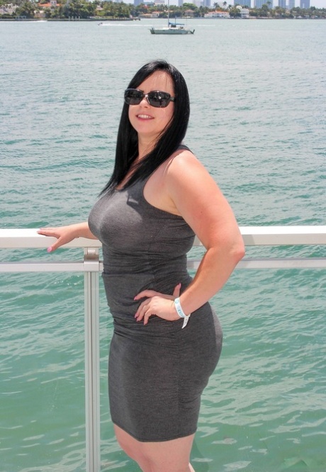 bbw glasses art nude photo