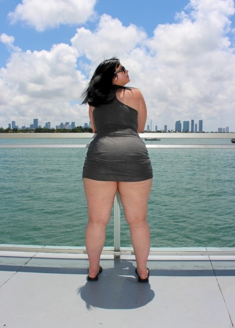 gordito al aire libre hd desnudo archivo