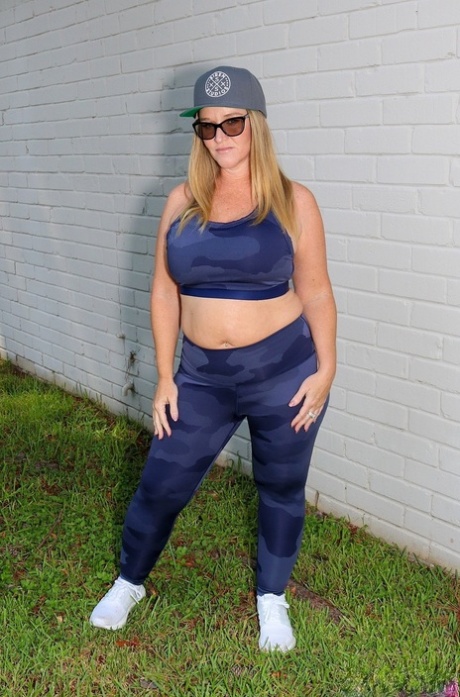pantalones de yoga bbw arte erótico imágenes