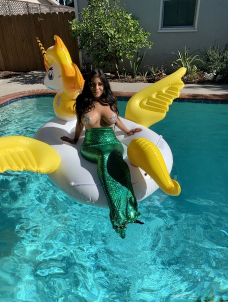 Briana Lee adult star archive