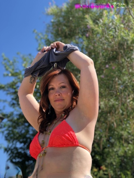 rødhåret bikini nøgenbilleder gallerier