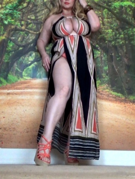 Samantha 38G pornstar adult archive