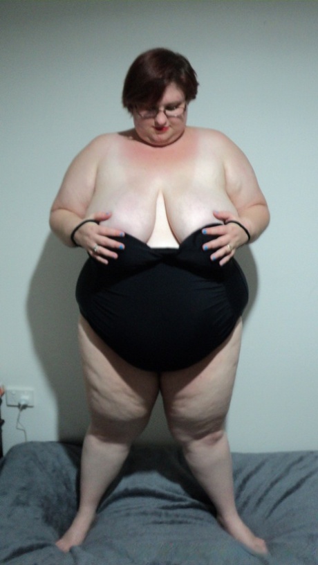 bbw glasses porn gallery