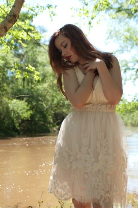 Elizabeth Marxs model best photos