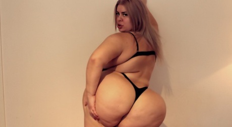 thick thighs sexy xxx image
