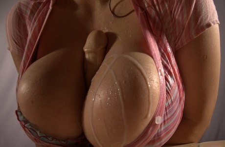 grote tieten titfuck porno leuk afbeeldingen