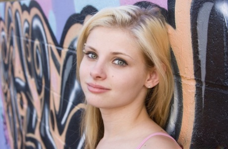 pequeña adolescente rubia mejor caliente imagen