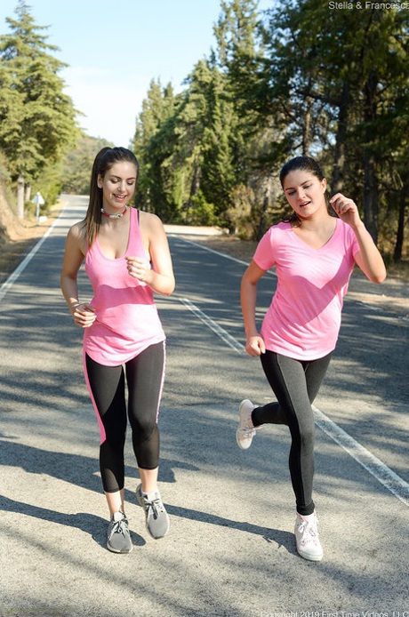 sportleggings naakten het beste archief