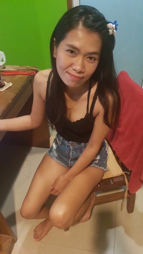 asiática magra legal grátis foto