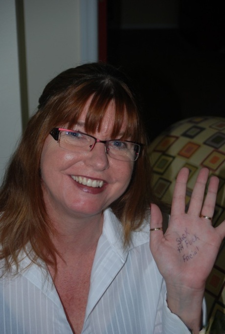 bbw glasses sexy naked photos