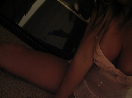 swafoto payudara porno foto