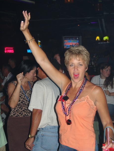 amateur swingers free porn photos