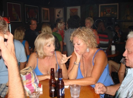 amateur swingers adult images