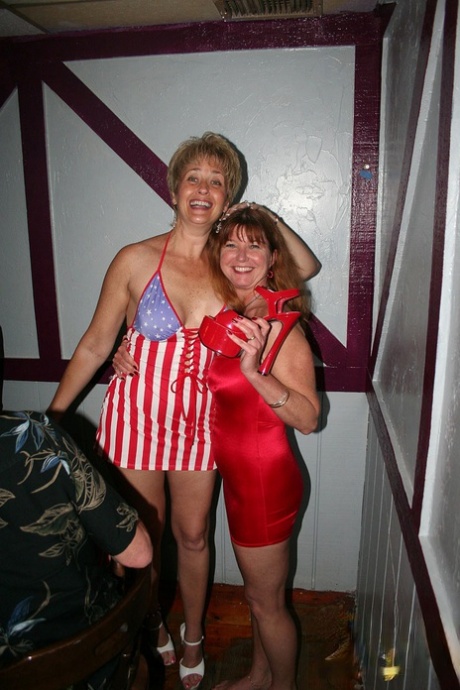 amateur swingers kunst xxx galerijen