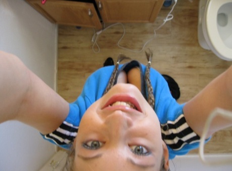 tonårsselfie sex nice arkiv