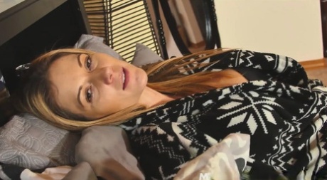 Mandy Flores naked actress image