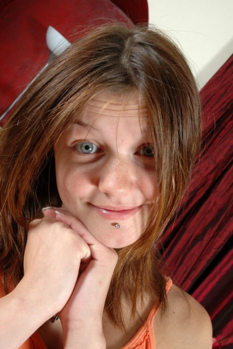 Charlotte Pelucci top actress gallery