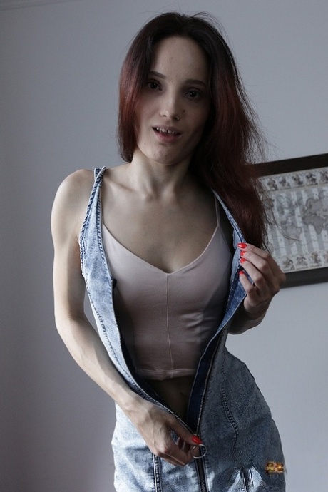 Mia Sanders model nudes image