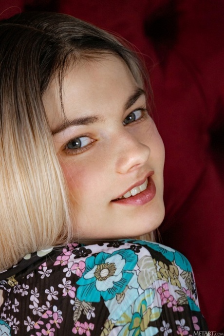Francesca Rose star art images