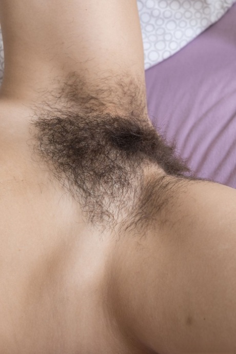 seksowny włochaty artystyczne porno zdjęcie