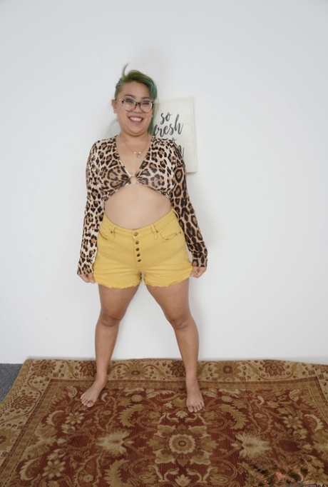 chubby shorts exclusive pic