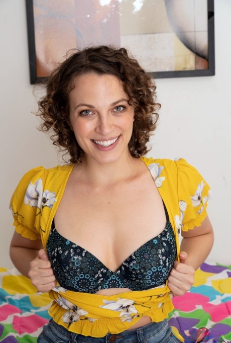 kort haar brunette gratis hoge kwaliteit afbeeldingen