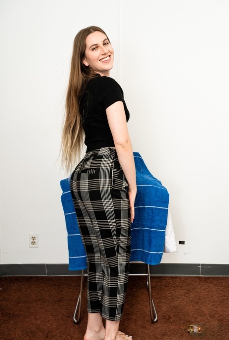 Niki Snow pornstar free photo