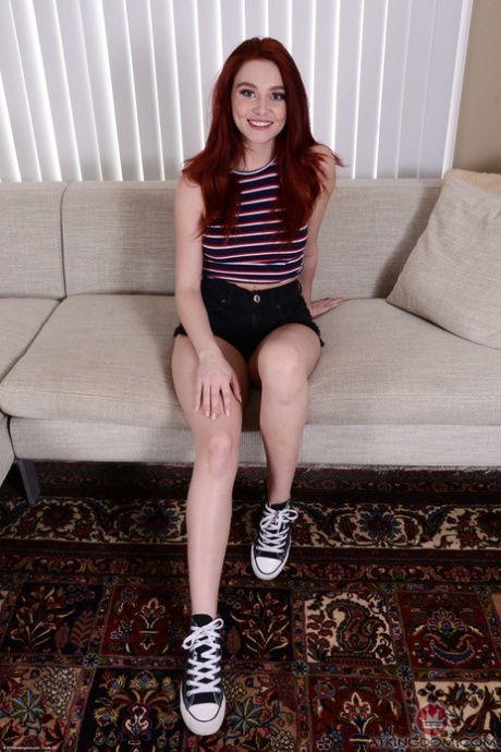 Lacy Lennon star erotic images
