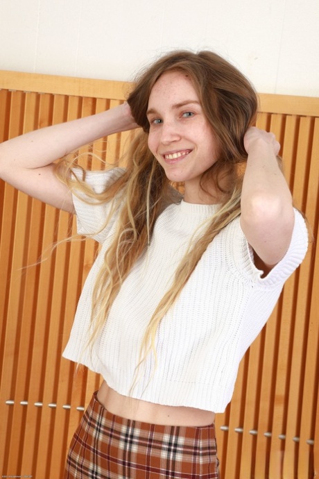 Claire Roos exclusive model pictures