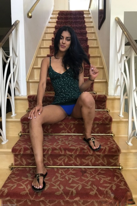 latina feet beautiful naked pictures
