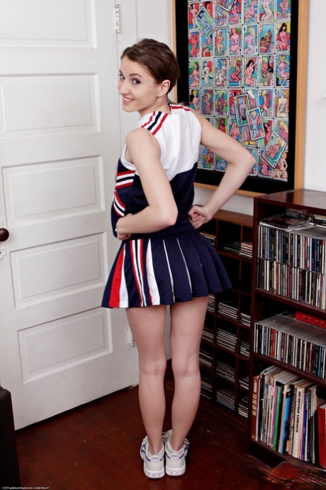 Shiloh Sharada pornographic star images