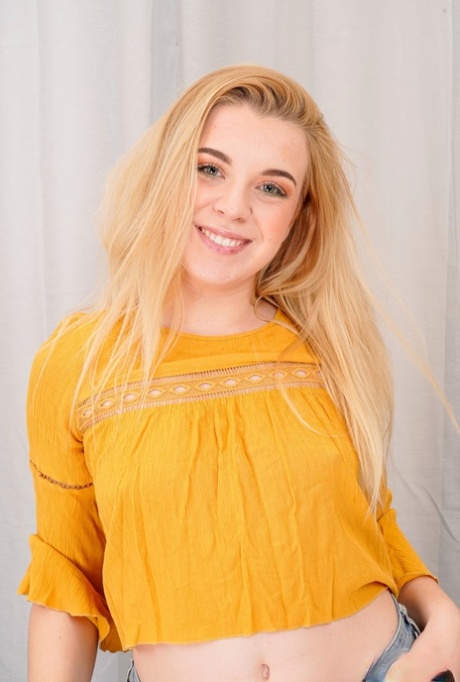 Ashley Manson pornstar erotic image