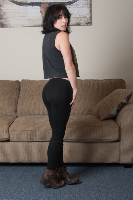 short black hair free sexy pics