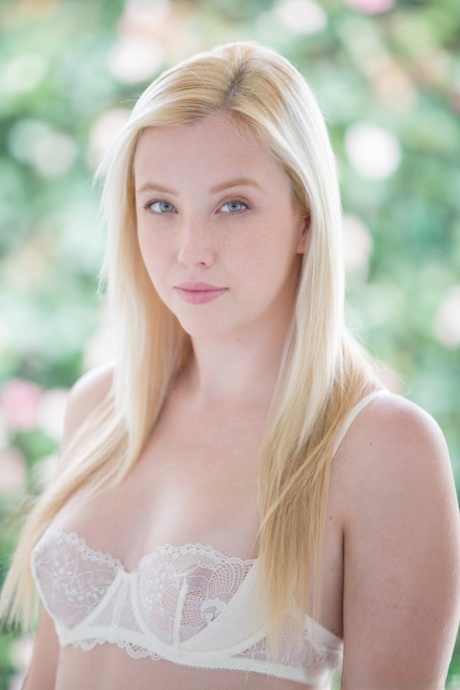 white beautiful nude images