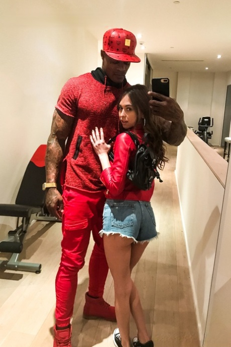 sagnut nad selfiejem lijep porno galerija