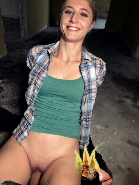 amateur couple free nude picture