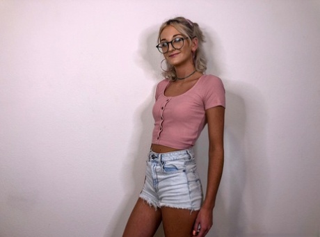 Tallie Lorain star top gallery