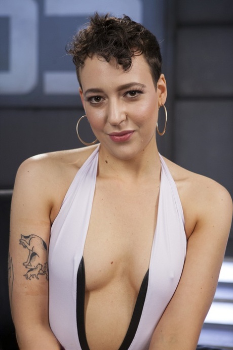 Lilith Luxe beautiful star photos