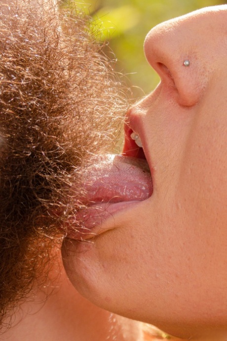 hairy lesbian sexy galleries
