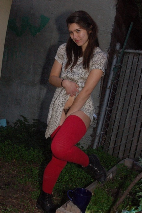 haariger Upskirt sexy top fotos
