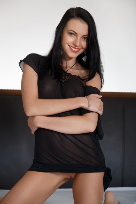 Sapphira A pornstar adult photo