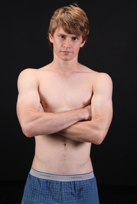 solo male exclusive picture