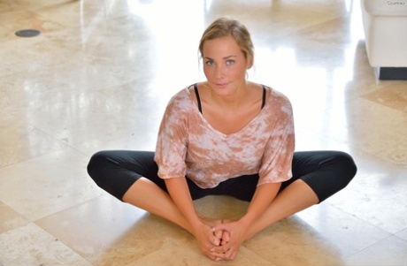 amateur yoga pants nice gallery