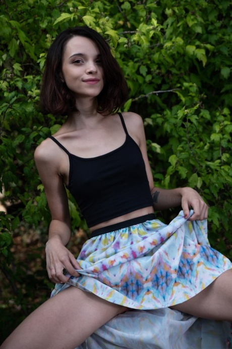 skinny teen solo art porn picture