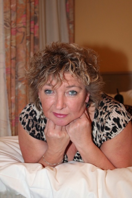 chubby mature porn pic