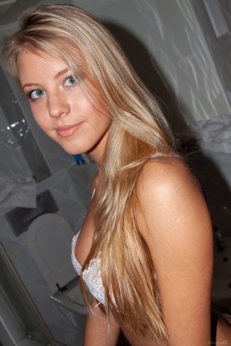 amaterski tuš seksi gole galerija
