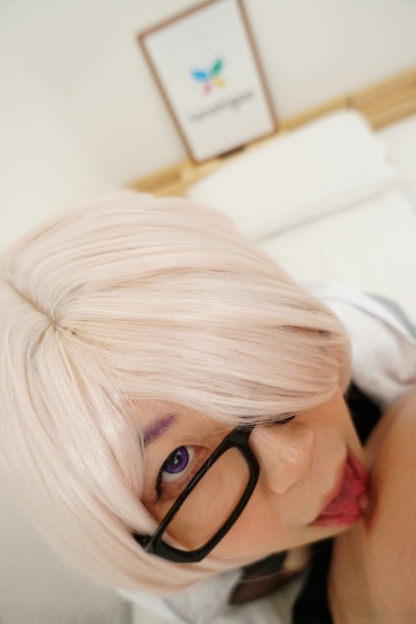 blondine asiatisk voksen perfekt img