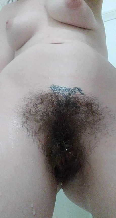 wet hairy pussy naked picture