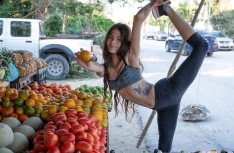 calças de ioga latinas nus sensuais galeria