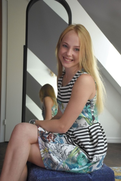 teenager støbning hd nøgen arkiv